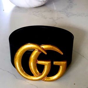 Gucci wide leather belt with double G